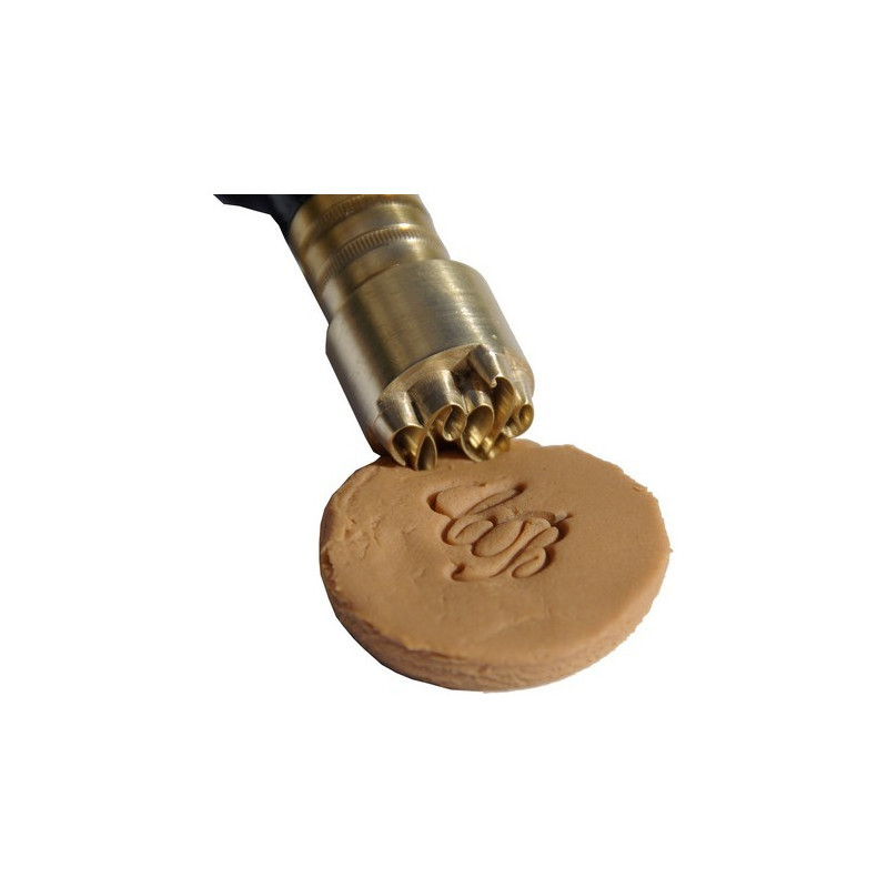 tampon pour savon initiale rond 