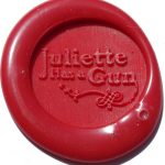 Juliette has a gun